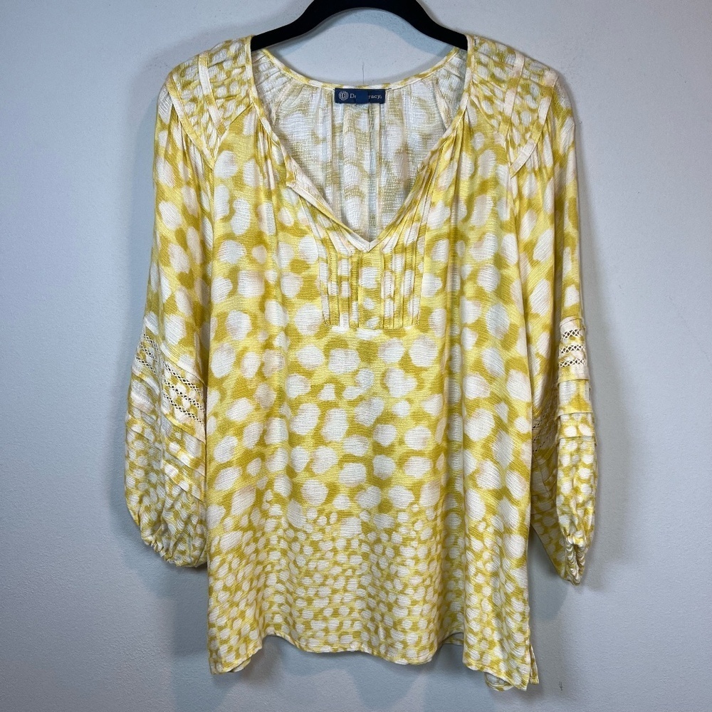Democracy Pintuck Blouse Yellow White Dots 3/4 Sleeves Split Neck Oversize Small